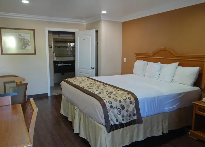 Rodeway Inn