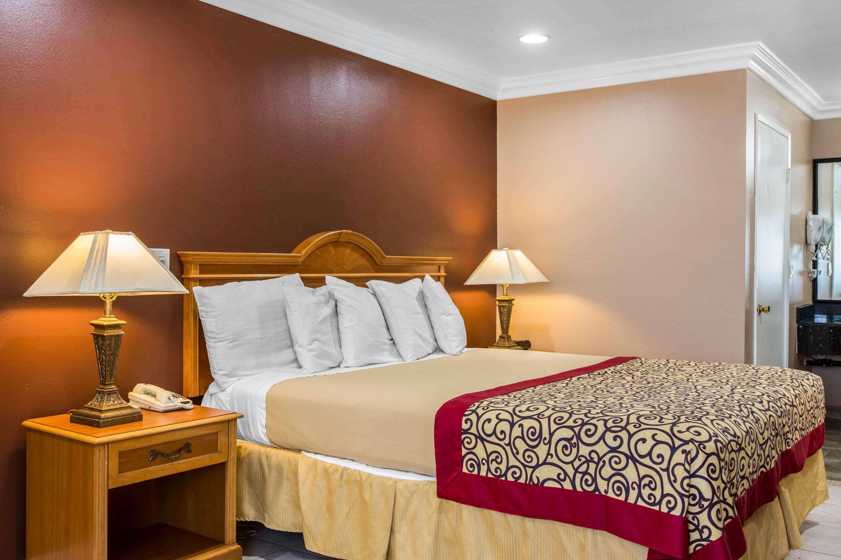 Inn Rodeway Cypress